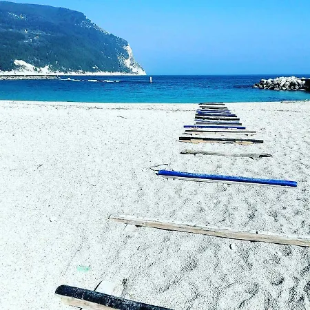 مكان تخييم Tobacco Road *