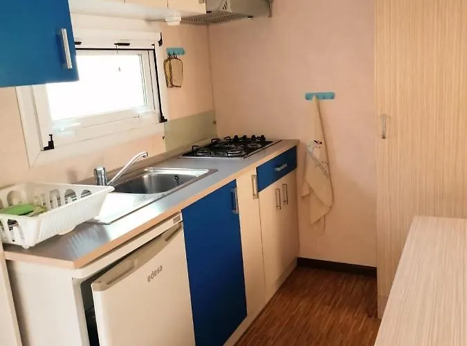 Tobacco Road Κάμπινγκ *